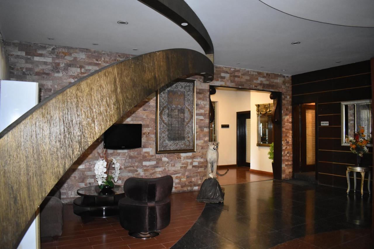 Safari Club 1 Hotel Rawalpindi Exterior photo