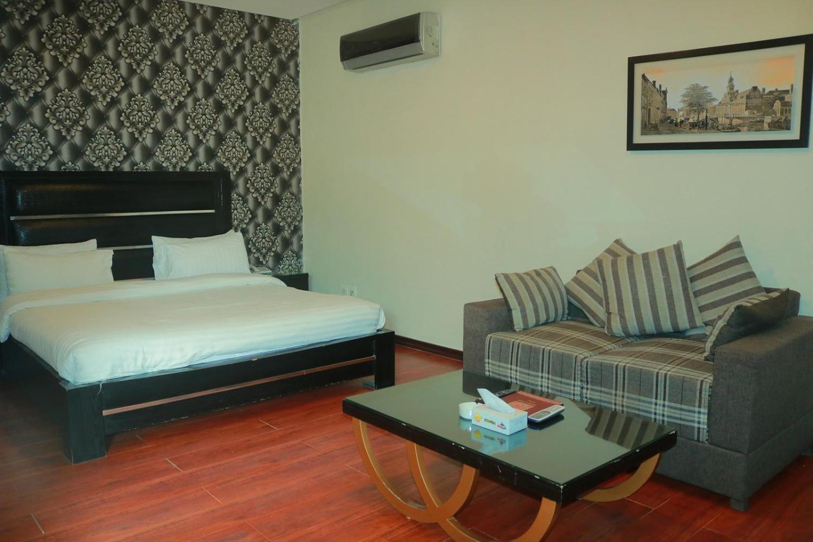 Safari Club 1 Hotel Rawalpindi Exterior photo