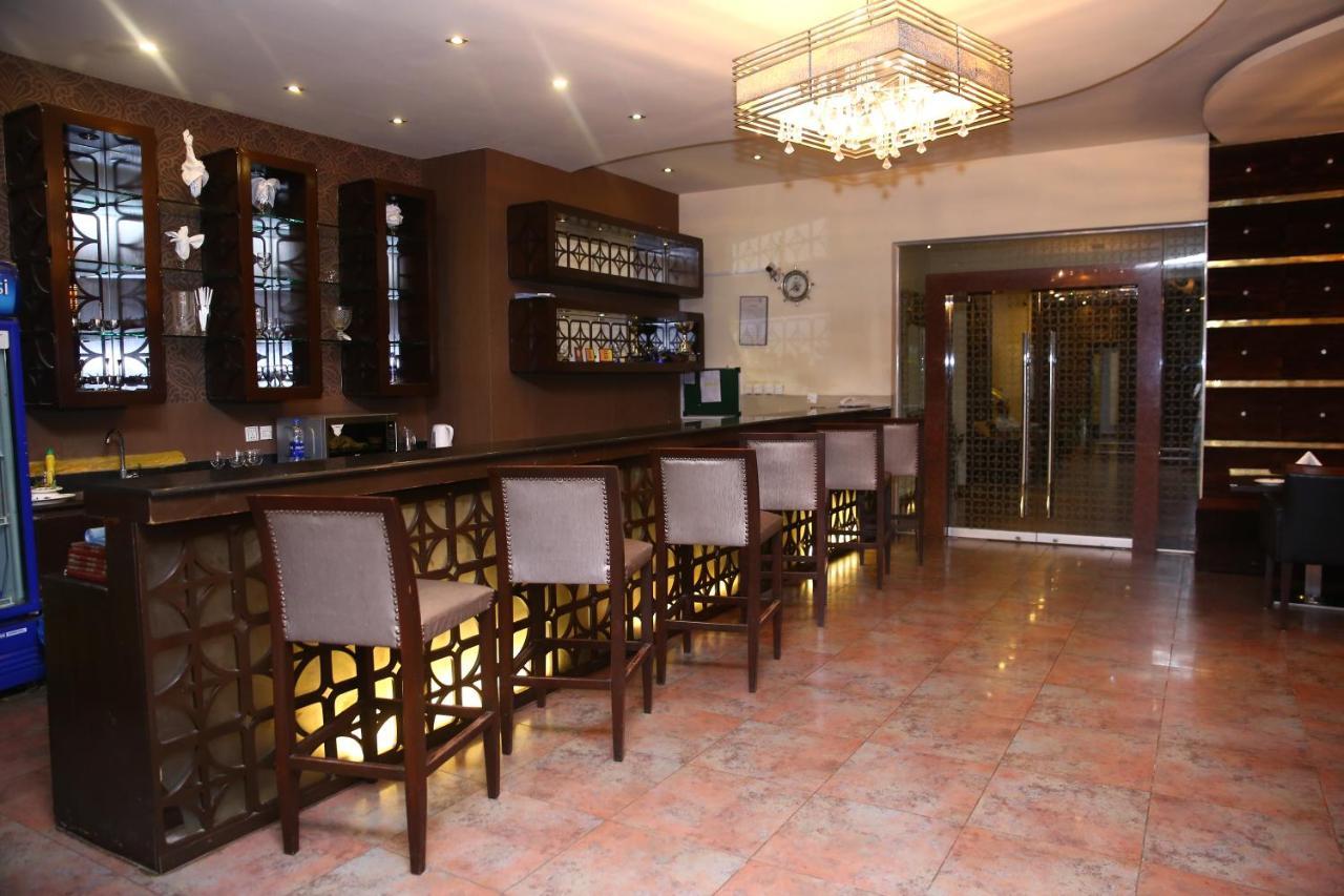 Safari Club 1 Hotel Rawalpindi Exterior photo